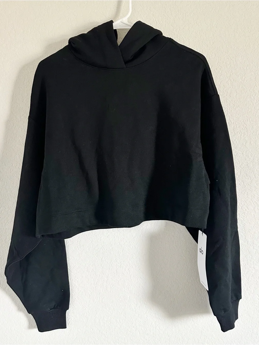 NWT Alo Yoga Bae Hoodie Pullover Sweatshirt Top Cropped Fleece Black Sz XS